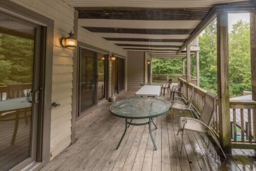 Deep Creek Lake Maryland House Rentals - deck