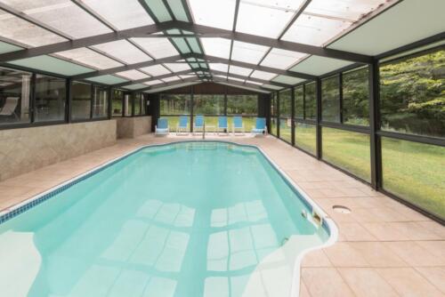 Deep Creek Lake Maryland House Rentals - indoor pool